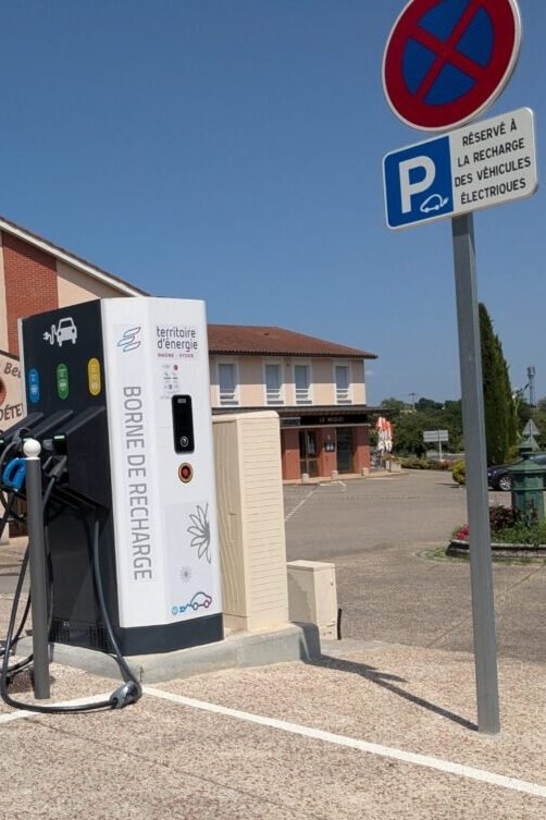 Electric vehicle charging station in France