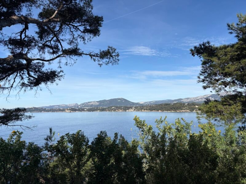 Coastal view from the Sentier du Littoral in Le Pradet